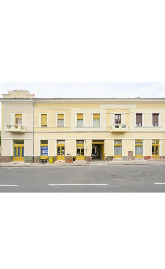 Radac Residence Oradea Bagian luar foto